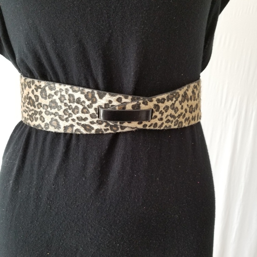 Tahari Arthur S. Levine vintage belt